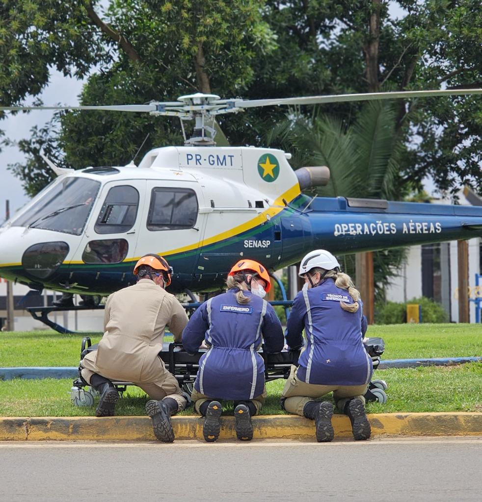 Ciopaer e Corpo de Bombeiros resgatam trabalhador que caiu em silo de grãos - 